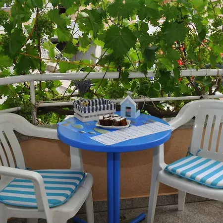 Veselko Lejlighed Makarska