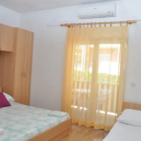 Veselko * Makarska