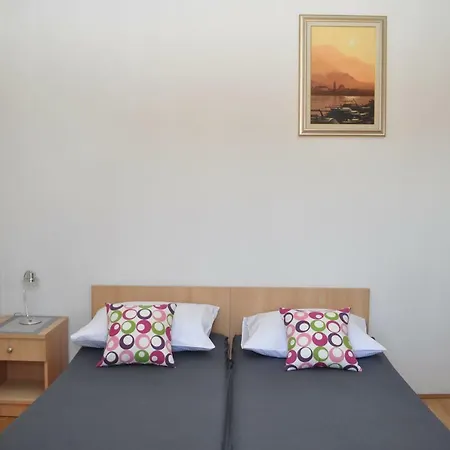 Veselko Apartman *