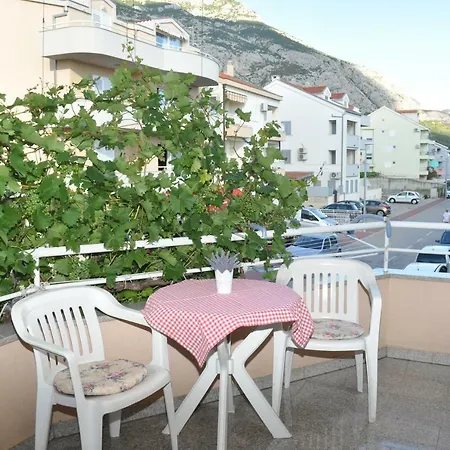 Veselko Apartman *