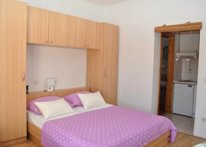 Daire Veselko Makarska